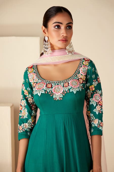 Buy_Suruchi Parakh_Green Georgette, Crepe Embroidery Round Neck Thread Hand Anarkali With Dupatta _Online_at_Aza_Fashions
