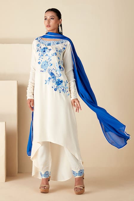 Suruchi Parakh Thread Hand Embroidered Kurta Set 