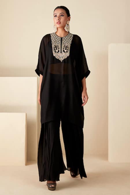 Buy_Suruchi Parakh_Black Georgette Embroidery Round Neck Thread Kaftan Kurta Pant Set _Online_at_Aza_Fashions