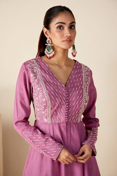 Suruchi Parakh_Purple Crepe, Silk Embroidery V-neck Peplum Top And Flared Pant Set _at_Aza_Fashions