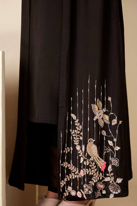 Suruchi Parakh_Black Crepe, Silk Embroidery Round Neck Floral And Bird Motif Jacket Tunic Set _at_Aza_Fashions