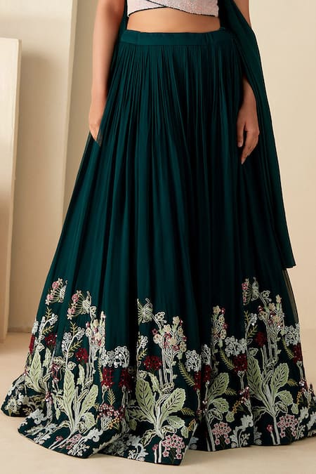 Shop_Suruchi Parakh_Green Georgette Beads, Sequins, Embroidery V-neck Thread Pleated Lehenga Set _Online_at_Aza_Fashions