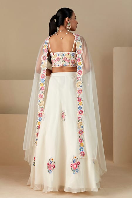 Shop Suruchi Parakh White Georgette Sequins, Beads, Embroidery Sweetheart Floral Thread Lehenga Set at Aza Fashions Shop_Suruchi Parakh_White Georgette Sequins, Beads, Embroidery Sweetheart Floral Thread Lehenga Set _at_Aza_Fashions