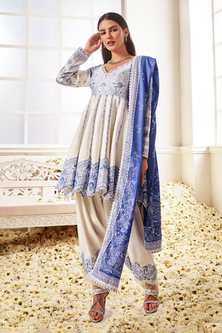 Lashkaraa White Silk Lace, Embroidery V-neck Floral Swirl Print Peplum Kurta Set