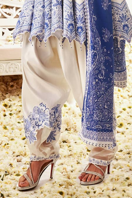 Lashkaraa_White Silk Lace, Embroidery V-neck Floral Swirl Print Peplum Kurta Set_Online_at_Aza_Fashions