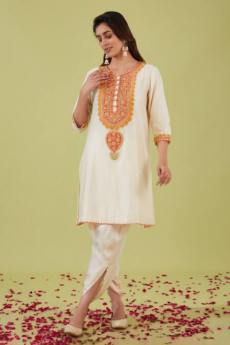 Preeti S Kapoor White Chanderi, Bamboo Gota Zari Nakshi Yoke Embroidered Kurta With Samosa Pant Online at Aza Fashions Preeti S Kapoor_White Chanderi, Bamboo Gota Zari Nakshi Yoke Embroidered Kurta With Samosa Pant _Online_at_Aza_Fashions