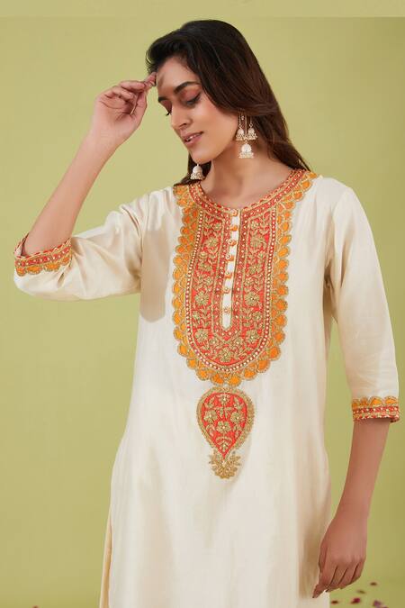 Buy Preeti S Kapoor White Chanderi, Bamboo Gota Zari Nakshi Yoke Embroidered Kurta With Samosa Pant Online at Aza Fashions Buy_Preeti S Kapoor_White Chanderi, Bamboo Gota Zari Nakshi Yoke Embroidered Kurta With Samosa Pant _Online_at_Aza_Fashions