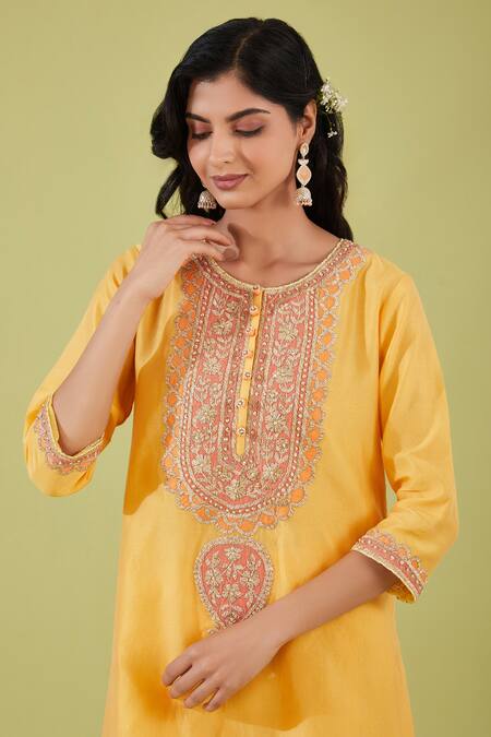 Preeti S Kapoor Yellow Chanderi, Bamboo Pearls, Sequins, Bloom Yoke Kurta With Samosa Pant Online at Aza Fashions Preeti S Kapoor_Yellow Chanderi, Bamboo Pearls, Sequins, Bloom Yoke Kurta With Samosa Pant _Online_at_Aza_Fashions