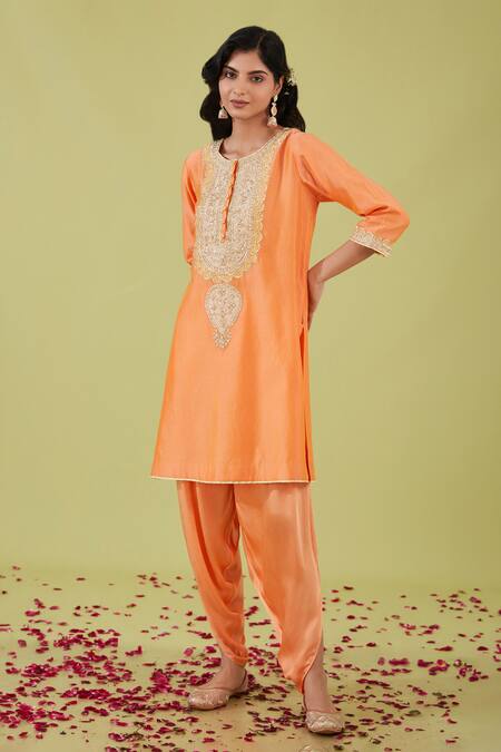 Buy Preeti S Kapoor Peach Chanderi, Bamboo Gota Blossom Yoke Embroidered Kurta With Samosa Pant Online at Aza Fashions Buy_Preeti S Kapoor_Peach Chanderi, Bamboo Gota Blossom Yoke Embroidered Kurta With Samosa Pant _Online_at_Aza_Fashions