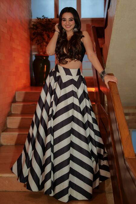 Shop_Ranbir Mukherjee Calcutta_Black Velvet, Cotton, Silk Plunge Neck Chevron Print Lehenga With Solid Blouse _Online_at_Aza_Fashions