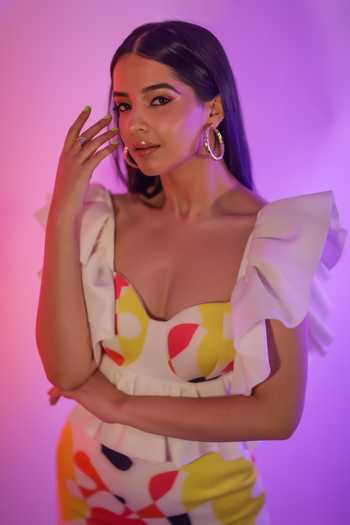 Ranbir Mukherjee Calcutta Multi Color Scooba Print Cluster Sweetheart Neck Top And Skirt Set Online at Aza Fashions Ranbir Mukherjee Calcutta_Multi Color Scooba Print Cluster Sweetheart Neck Top And Skirt Set _Online_at_Aza_Fashions