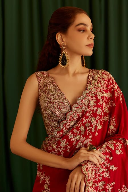 Shop Mrunalini Rao Red Silk Zari, Embroidery V-neck Paisley Saree And Blouse Online at Aza Fashions Shop_Mrunalini Rao_Red Silk Zari, Embroidery V-neck Paisley Saree And Blouse _Online_at_Aza_Fashions