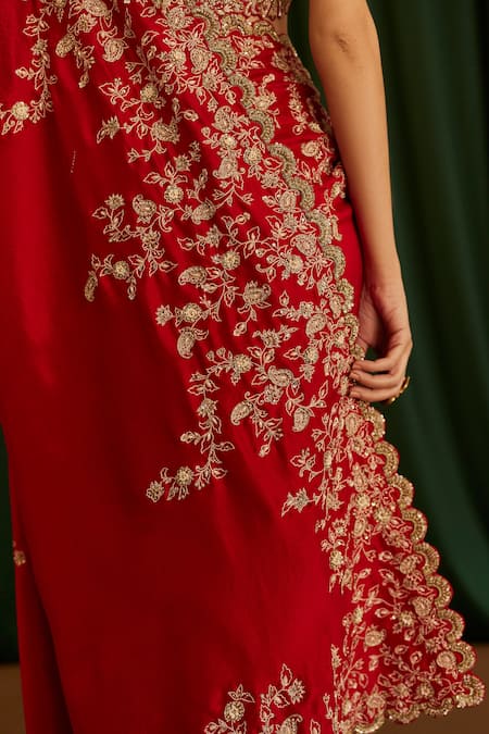 Mrunalini Rao Red Silk Zari, Embroidery V-neck Paisley Saree And Blouse at Aza Fashions Mrunalini Rao_Red Silk Zari, Embroidery V-neck Paisley Saree And Blouse _at_Aza_Fashions