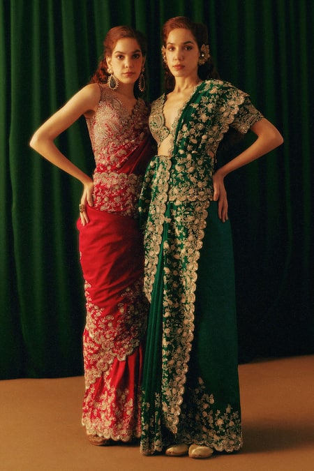 Buy_Mrunalini Rao_Red Silk Zari, Embroidery V-neck Paisley Saree And Blouse 