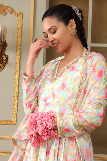 Pomcha Jaipur_Pink Muslin, Chiffon Lace, Embroidery Saadgi Gulistan Embellished Anarkali Set _Online_at_Aza_Fashions