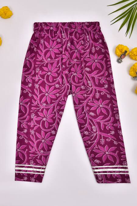 Yuvraani Jaipur Ivory Cotton, Net Embroidery, Gota Patti Floral Print Kurta Pant Set Online at Aza Fashions Yuvraani Jaipur_Ivory Cotton, Net Embroidery, Gota Patti Floral Print Kurta Pant Set _Online_at_Aza_Fashions