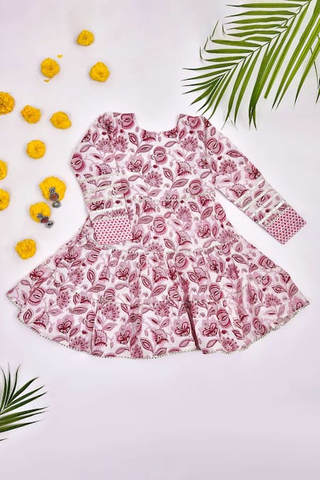 Shop_Yuvraani Jaipur_White Cotton, Net Embroidery, Gota Patti Tiered Floral Print Kurta Pant Set _at_Aza_Fashions