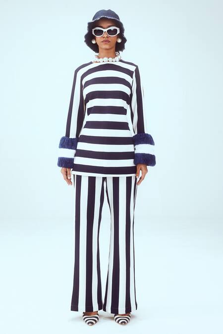 Mai Tai White Faux Leather Knitted Stripe Pattern Top at Aza Fashions Mai Tai_White Faux Leather Knitted Stripe Pattern Top_at_Aza_Fashions