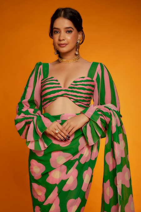 Buy_Ranbir Mukherjee Calcutta_Green Georgette, Viscose, Linen Sweetheart Neck Floral Print Saree With Blouse _Online_at_Aza_Fashions