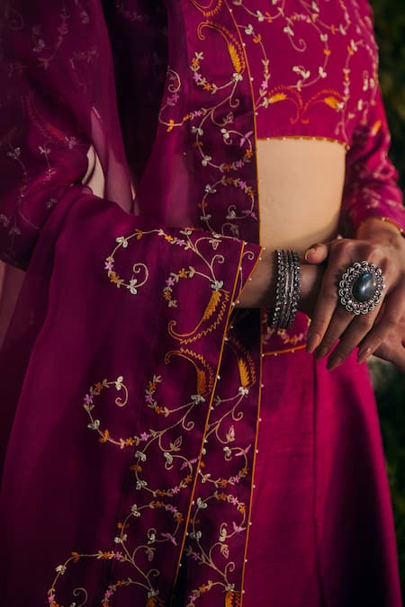 Buy_Shikha Mehta_Wine Organza, Embroidery Round Neck Heer Raw Lehenga Set 