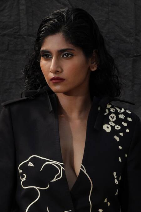 Buy Ekastories Black Cotton Embroidery Panther Blazer And Set Online at Aza Fashions Buy_Ekastories_Black Cotton Embroidery Panther Blazer And Set_Online_at_Aza_Fashions