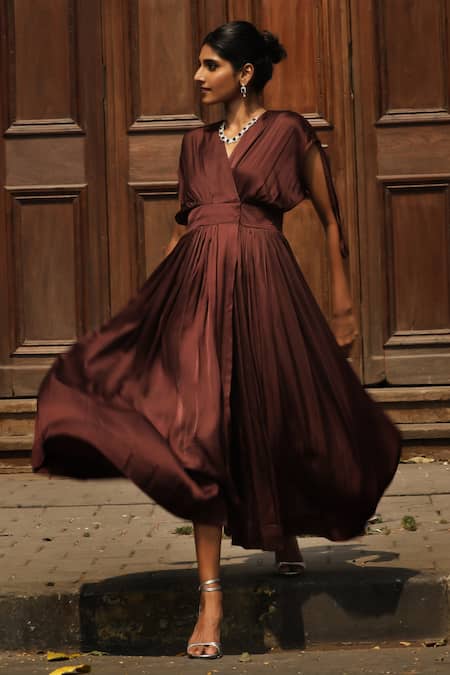 Buy Ekastories Brown Modal V-neck Overlapping Bodice Solid Midi Dress Online at Aza Fashions Buy_Ekastories_Brown Modal V-neck Overlapping Bodice Solid Midi Dress_Online_at_Aza_Fashions