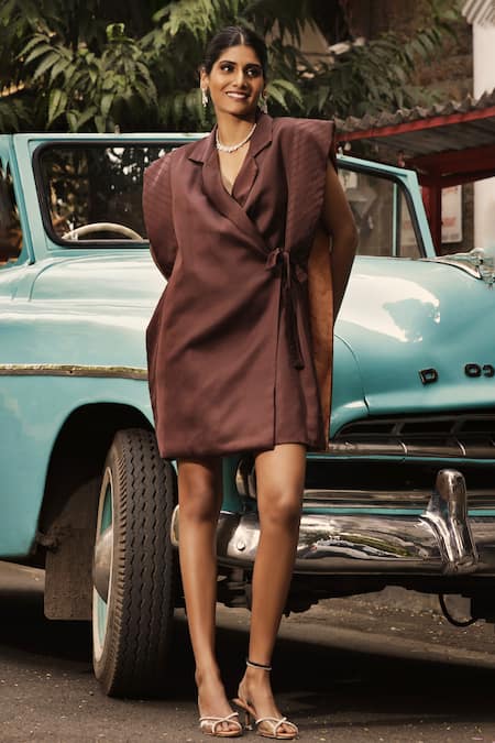 Shop Ekastories Brown Modal Collared Solid Quilted Panels Kimono Short Dress at Aza Fashions Shop_Ekastories_Brown Modal Collared Solid Quilted Panels Kimono Short Dress_at_Aza_Fashions
