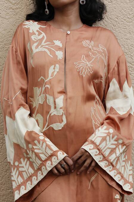 Ekastories Gold Modal Embroidery Round Neck Floral Side Slit Kaftan Dress Online at Aza Fashions Ekastories_Gold Modal Embroidery Round Neck Floral Side Slit Kaftan Dress_Online_at_Aza_Fashions