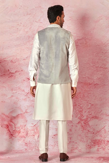 Asuka Floral Dori Embroidered Bundi Set 