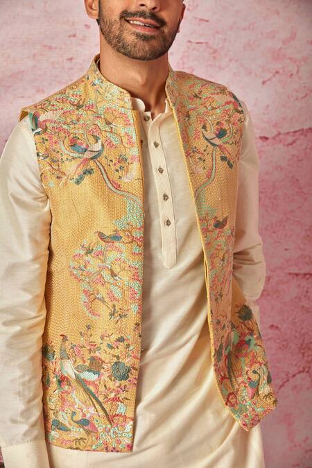 Buy_Asuka_Yellow Chanderi Silk, Cotton Satin, Cotton, Floral Kantha Stitch Bundi Kurta Set _Online_at_Aza_Fashions