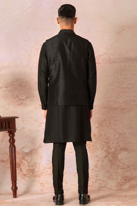 Asuka Leather Embellished Black Bundi Set 