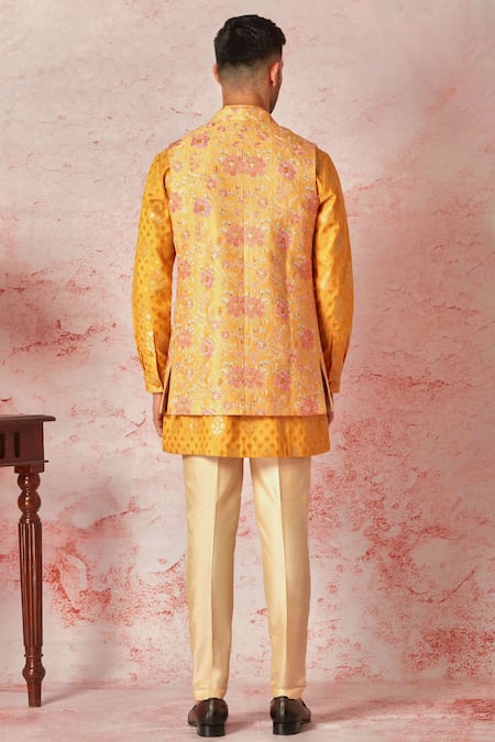 Asuka Floral Blossom Embroidered Bundi Set 