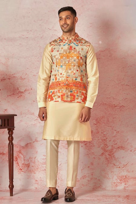 Asuka Resham Embroidered Bundi Kurta Set 