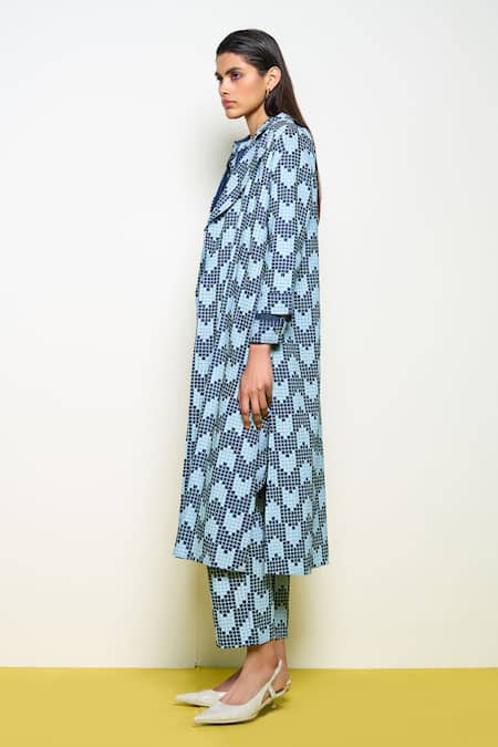 Pooja Rajgarhia Gupta_Blue Denim Beetle Pant _Online_at_Aza_Fashions