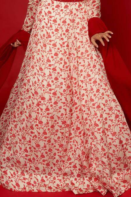 Essay By Sumedha Agrawal White Organza Beads, Mirrors V-neck Lotus Vine Print Lehenga Set Online at Aza Fashions Essay By Sumedha Agrawal_White Organza Beads, Mirrors V-neck Lotus Vine Print Lehenga Set _Online_at_Aza_Fashions