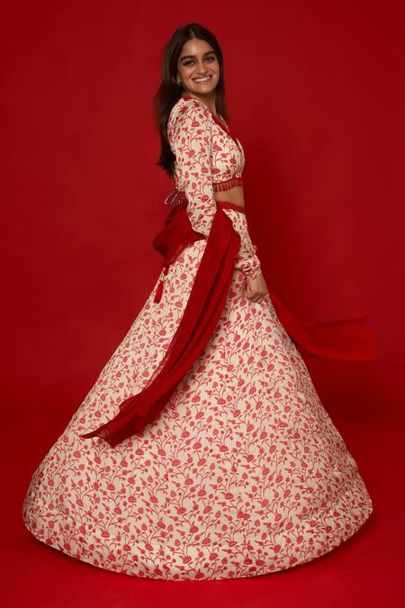 Buy Essay By Sumedha Agrawal White Organza Beads, Mirrors V-neck Lotus Vine Print Lehenga Set Online at Aza Fashions Buy_Essay By Sumedha Agrawal_White Organza Beads, Mirrors V-neck Lotus Vine Print Lehenga Set _Online_at_Aza_Fashions