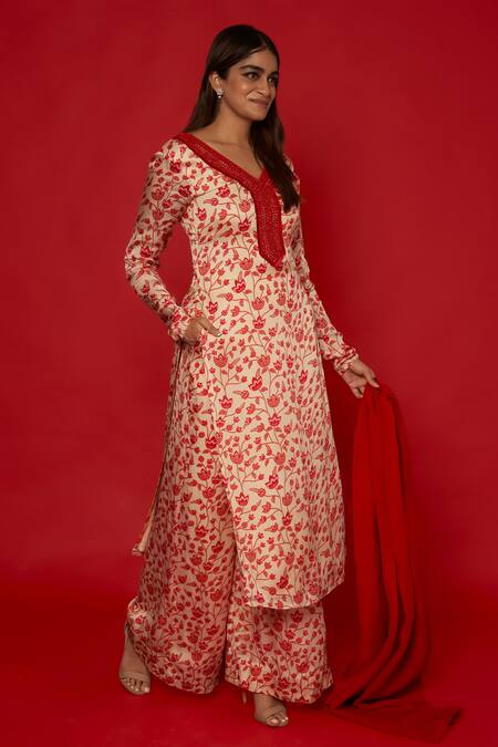 Essay By Sumedha Agrawal_Cream Organza Beads, Glitter V-neck Lotus Jaal Print Kurta Palazzo Set _Online_at_Aza_Fashions