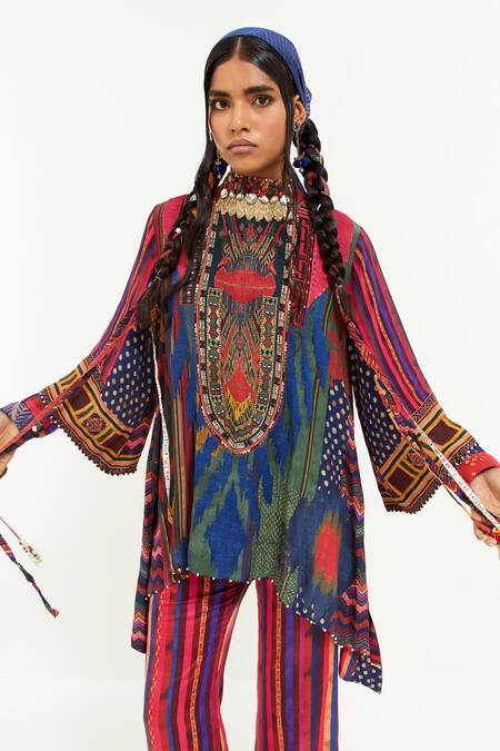 Shop Aseem Kapoor Multi Color Crepe, Satin Sequins, Mitra Embroidered Short Kurta And Trouser Set Online at Aza Fashions Shop_Aseem Kapoor_Multi Color Crepe, Satin Sequins, Mitra Embroidered Short Kurta And Trouser Set _Online_at_Aza_Fashions