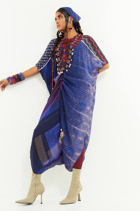 Shop Aseem Kapoor Blue Crepe Embroidery Round Neck Vayu Geometric Print Flared Jumpsuit Shop_Aseem Kapoor_Blue Crepe Embroidery Round Neck Vayu Geometric Print Flared Jumpsuit