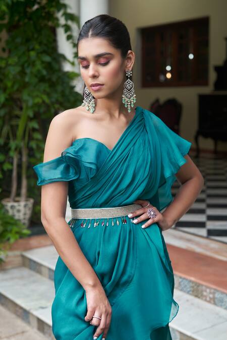 Shop_Saniya Sharma_Green Organza, Chiffon Embroidery Solid Ruffled Pre-draped Saree Set _Online_at_Aza_Fashions