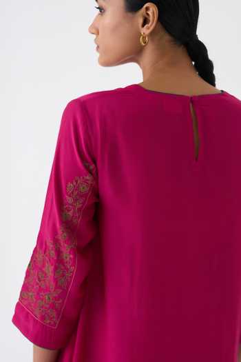 Dot Pink Cotton, Silk Embroidery Round Neck Inara Sleeve Floral Kurta And Pant Set Online at Aza Fashions Dot_Pink Cotton, Silk Embroidery Round Neck Inara Sleeve Floral Kurta And Pant Set _Online_at_Aza_Fashions