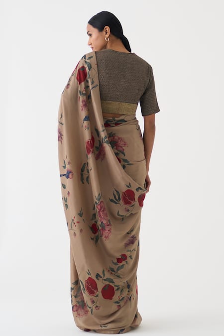 Dot Bloome Printed Saree With Unstitched Blouse Piece 