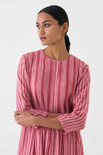 Shop Dot Pink Cotton, Silk Round Neck Aria Striped Print Kurta And Pant Set Online at Aza Fashions Shop_Dot_Pink Cotton, Silk Round Neck Aria Striped Print Kurta And Pant Set _Online_at_Aza_Fashions