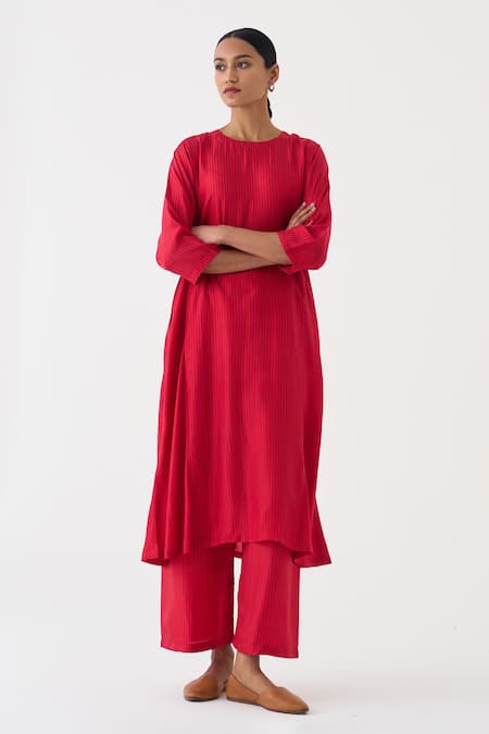 Dot Pink Hemp, Silk Round Neck Iris Striped Print Kurta And Pant Set 