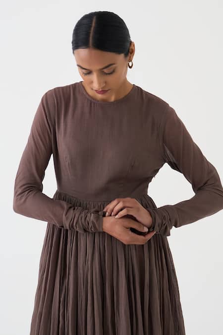 Buy_Dot_Wine Cotton Round Neck Ghoomar Anarkali _Online_at_Aza_Fashions