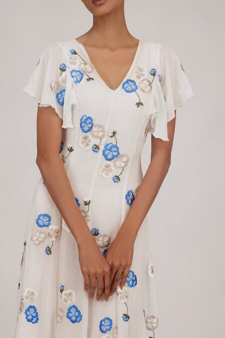 Shriya Som Ivory Georgette Embroidery V-neck Floral Hand A-line Dress Online at Aza Fashions Shriya Som_Ivory Georgette Embroidery V-neck Floral Hand A-line Dress _Online_at_Aza_Fashions