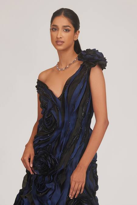 Shriya Som Blue Organza, Taffeta Beads, Applique V-neck Floral Hand Embroidered Gown Online at Aza Fashions Shriya Som_Blue Organza, Taffeta Beads, Applique V-neck Floral Hand Embroidered Gown _Online_at_Aza_Fashions