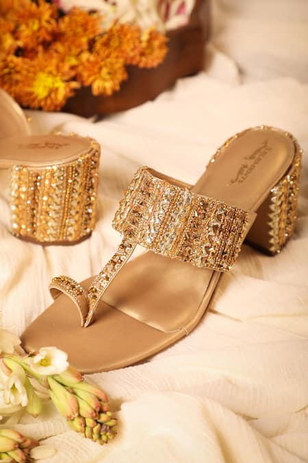 5Elements Jason Cutdana & Bead Embellished Kolhapuri Heels 