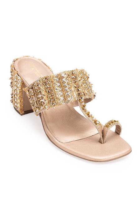5elements Gold Bead Jason Cutdana And Embellished Kolhapuri Heels Online at Aza Fashions 5elements_Gold Bead Jason Cutdana And Embellished Kolhapuri Heels _Online_at_Aza_Fashions