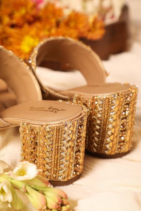 5elements Gold Bead Jason Cutdana And Embellished Kolhapuri Heels at Aza Fashions 5elements_Gold Bead Jason Cutdana And Embellished Kolhapuri Heels _at_Aza_Fashions